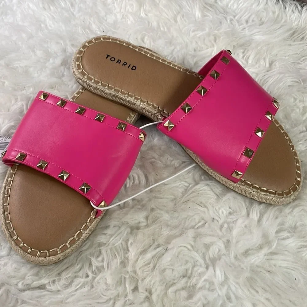 TORRID Hot Pink Studded Faux Leather Slide Sandals Espadrille Size 9 WW Wide NEW
